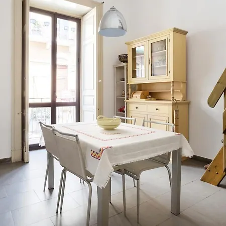 Apartamento Casa Vacanze A Pochi Passi Da Bellini *